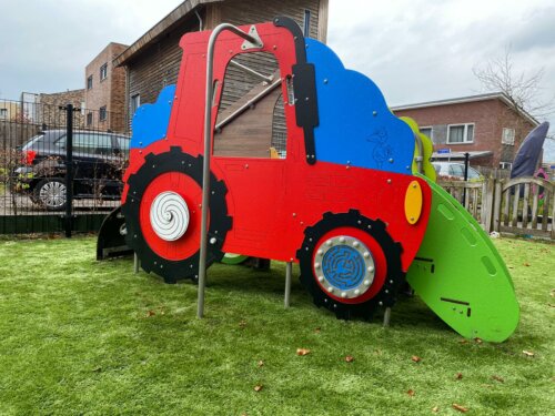 2029 Farm RVS speeltoestel