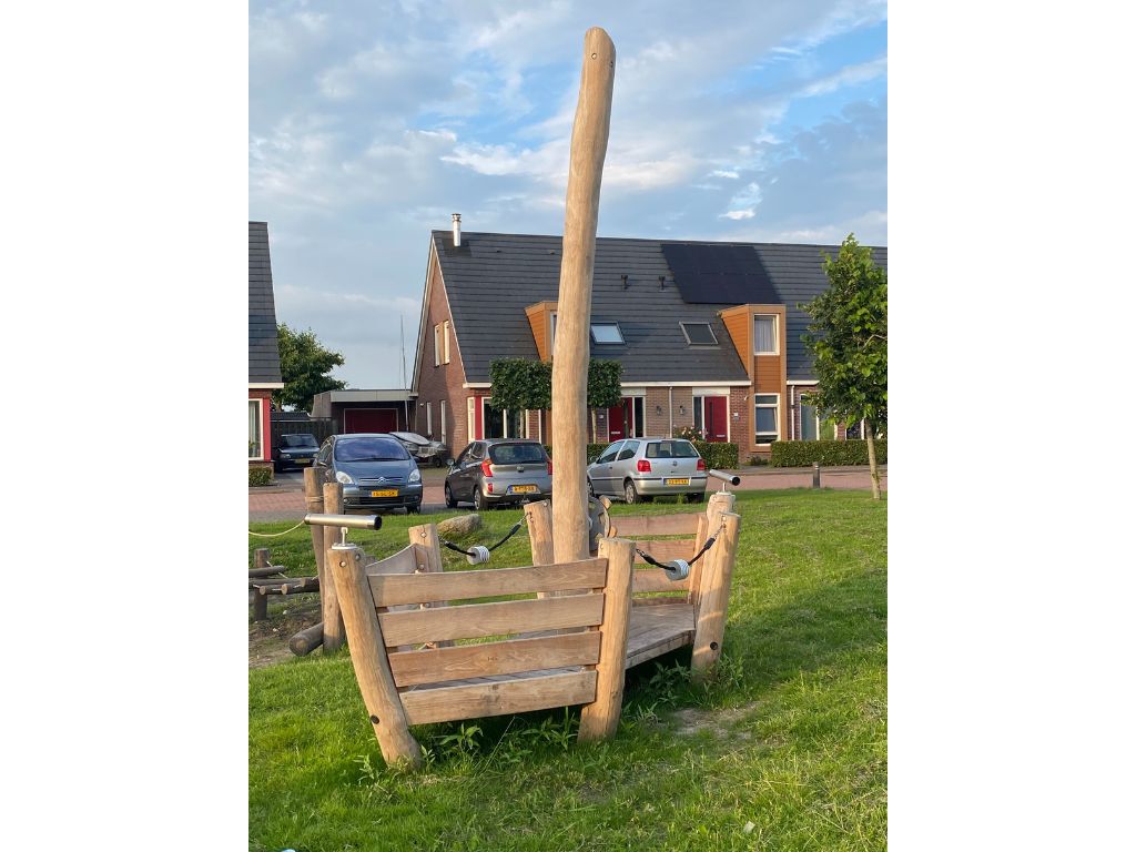 Robinia speelboot Elim (1)