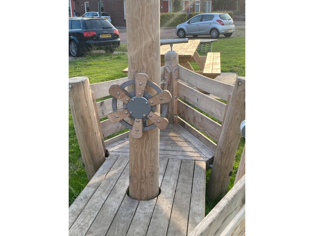 Robinia speelboot Elim (3)