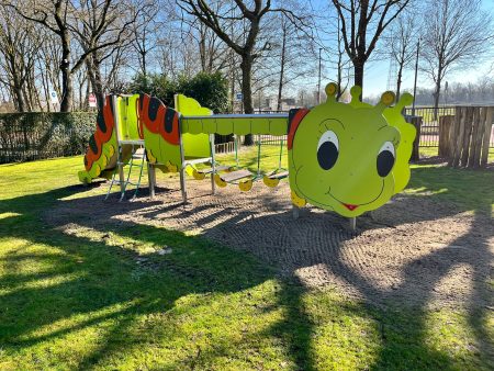 0a2de541-cb8c-4d4b-801a-e08041d3c216