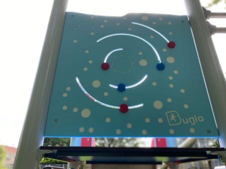 1125-Cambridge-metalen-speeltoestel-3.jpg 1125-Cambridge-metalen-speeltoestel-3.jpg