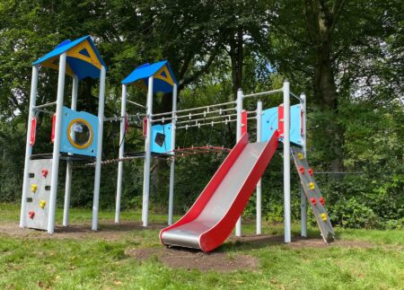 1125-Cambridge-metalen-speeltoestel-7.jpg 1125-Cambridge-metalen-speeltoestel-7.jpg