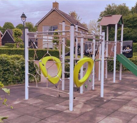 1136-Cleveland-metalen-speeltoestel-2.jpg 1136-Cleveland-metalen-speeltoestel-2.jpg