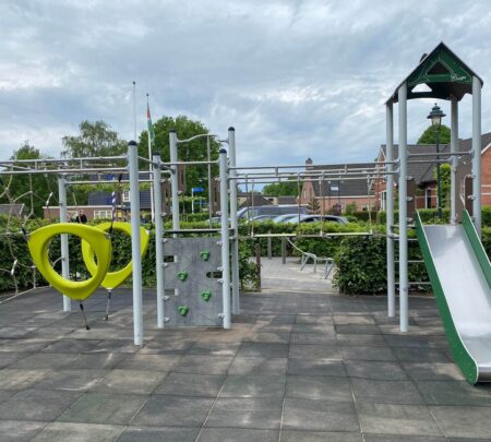 1136-Cleveland-metalen-speeltoestel-3.jpg 1136-Cleveland-metalen-speeltoestel-3.jpg