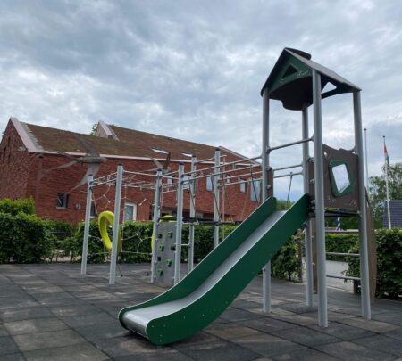 1136-Cleveland-metalen-speeltoestel-4.jpg 1136-Cleveland-metalen-speeltoestel-4.jpg