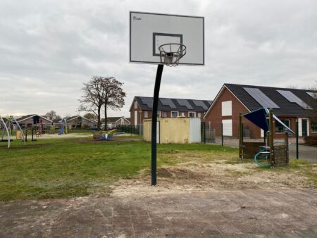 6310-Basketbalpaal.jpg 6310-Basketbalpaal.jpg