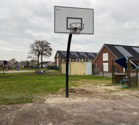 6310-Basketbalpaal.jpg 6310-Basketbalpaal.jpg