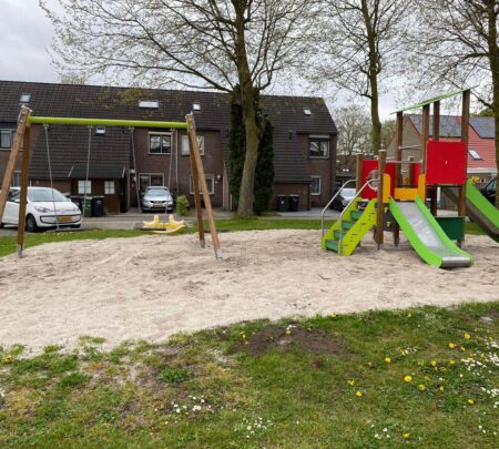 8003-dubbele-schommel-hout.jpg 8003-dubbele-schommel-hout.jpg