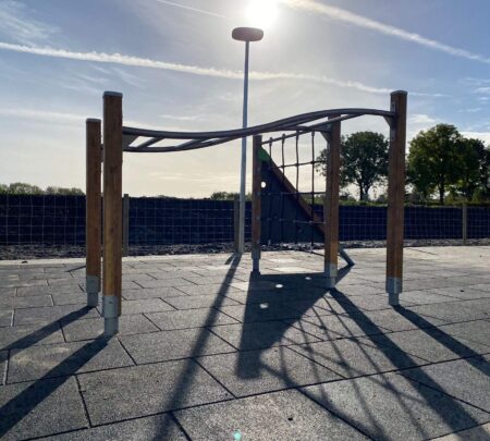 8009-Traverse-houten-klimtoestel.jpg 8009-Traverse-houten-klimtoestel.jpg