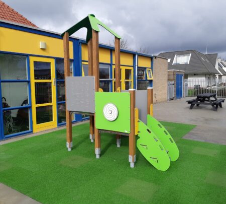 8043-houten-speeltoestel-Laval.jpg 8043-houten-speeltoestel-Laval.jpg