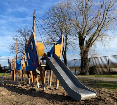 8069-Flipper-speelboot-3.jpg 8069-Flipper-speelboot-3.jpg