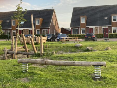 8106-Veerbalk-Robinia-scaled-1.jpg 8106-Veerbalk-Robinia-scaled-1.jpg