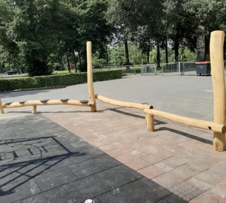 8117-Robinia-evenwichtsparcours.jpg 8117-Robinia-evenwichtsparcours.jpg