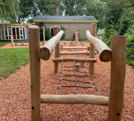 8118-Robinia-touwbrug-1.jpg 8118-Robinia-touwbrug-1.jpg