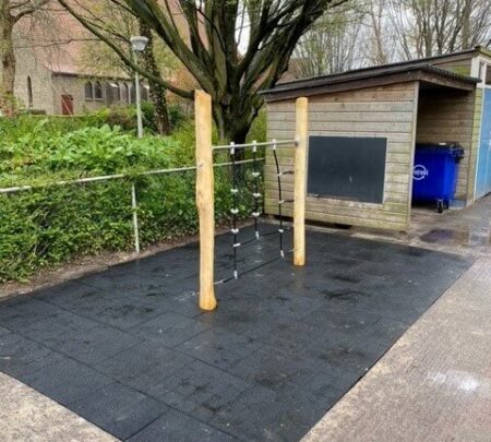 8120-Robinia-klimnet.jpg 8120-Robinia-klimnet.jpg