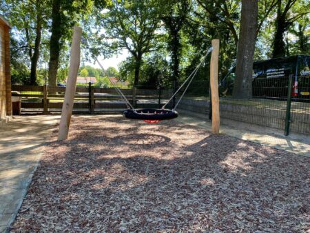 8138-Robinia-peuterschommel-9.jpg 8138-Robinia-peuterschommel-9.jpg