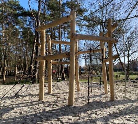 8154-Robinia-klimtoestel-Lars-3.jpg 8154-Robinia-klimtoestel-Lars-3.jpg