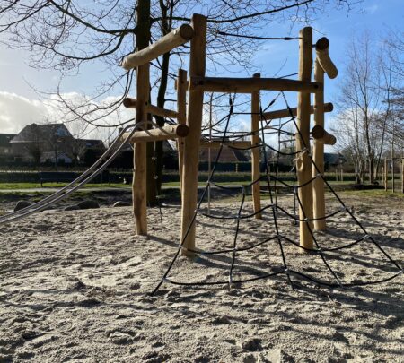 8154-Robinia-klimtoestel-Lars-5.jpg 8154-Robinia-klimtoestel-Lars-5.jpg