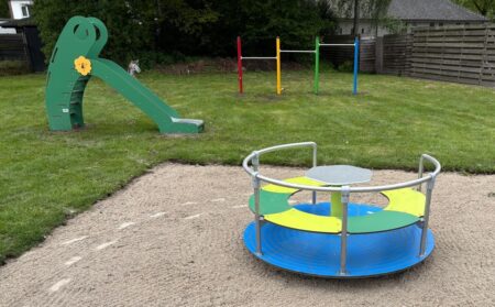 Draaimolen RVS met bank