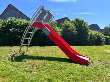 Glijbaan-Lupine.jpg Glijbaan-Lupine.jpg