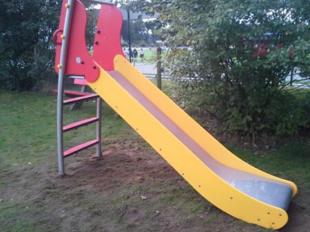 Glijbaan-Magnolia.jpg Glijbaan-Magnolia.jpg