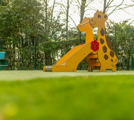 Glijbaan-giraf-1-scaled-1.jpg Glijbaan-giraf-1-scaled-1.jpg