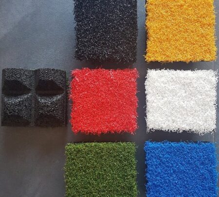 Kunstgrastegels-stalen.jpg Kunstgrastegels-stalen.jpg