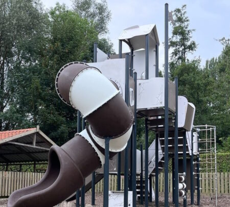 Metalen speeltoestel Altea Metalen speeltoestel Altea