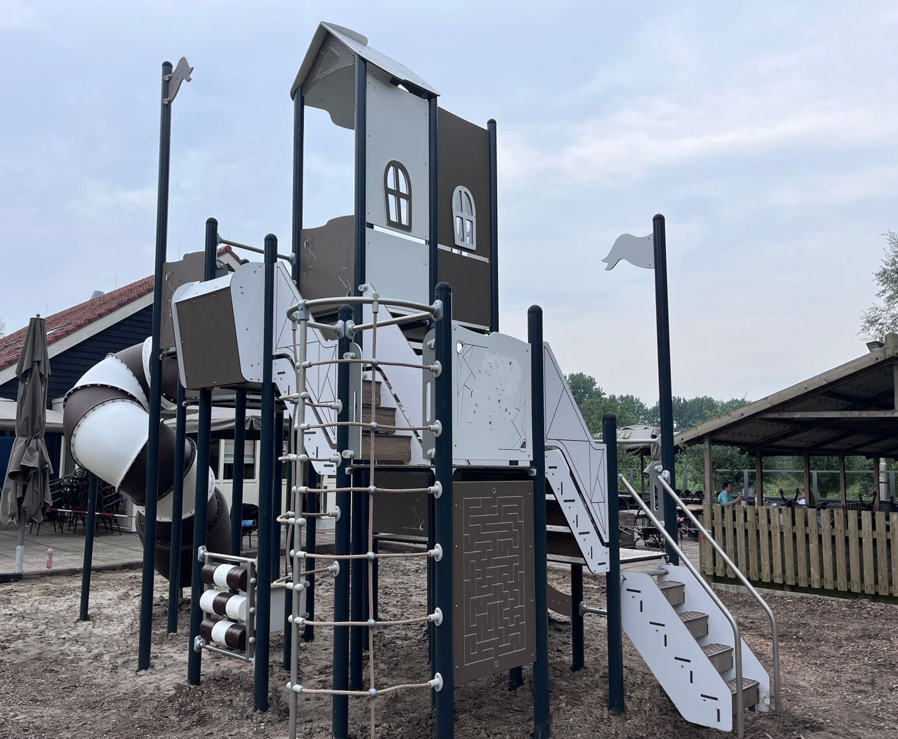 Metalen speeltoestel Altea Metalen speeltoestel Altea