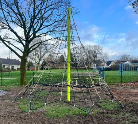 Piramide.jpeg Piramide.jpeg