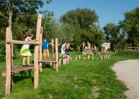 RO680 Robinia Slangenpad