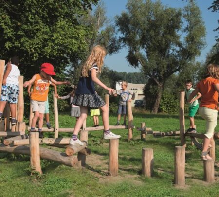 RO760-junglepad-1.jpg RO760-junglepad-1.jpg