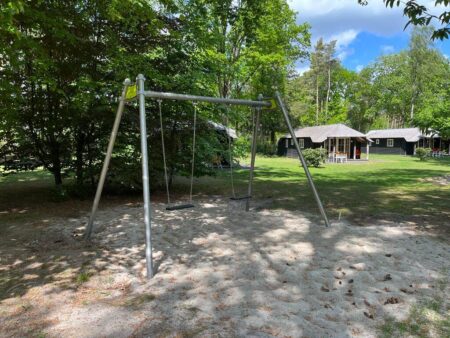 RVS-dubbele-schommel.jpg RVS-dubbele-schommel.jpg