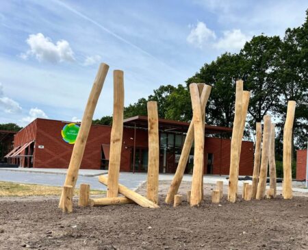 Robinia-Palenbos.jpg Robinia-Palenbos.jpg