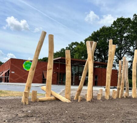Robinia-Palenbos.jpg Robinia-Palenbos.jpg