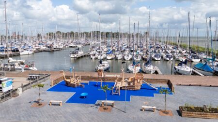 Robinia Piratenboot Albatros (2)