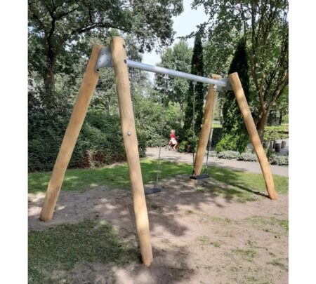 Robinia duo schommel (2) Robinia duo schommel (2)