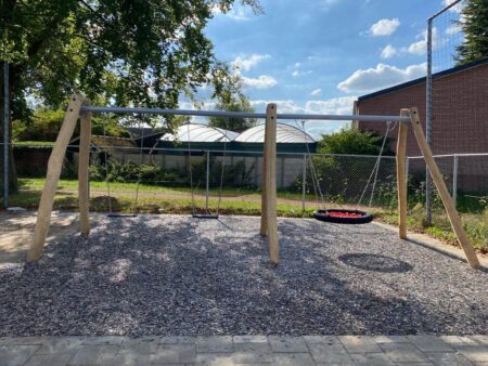 Robinia-duo-schommel-3.jpg Robinia-duo-schommel-3.jpg