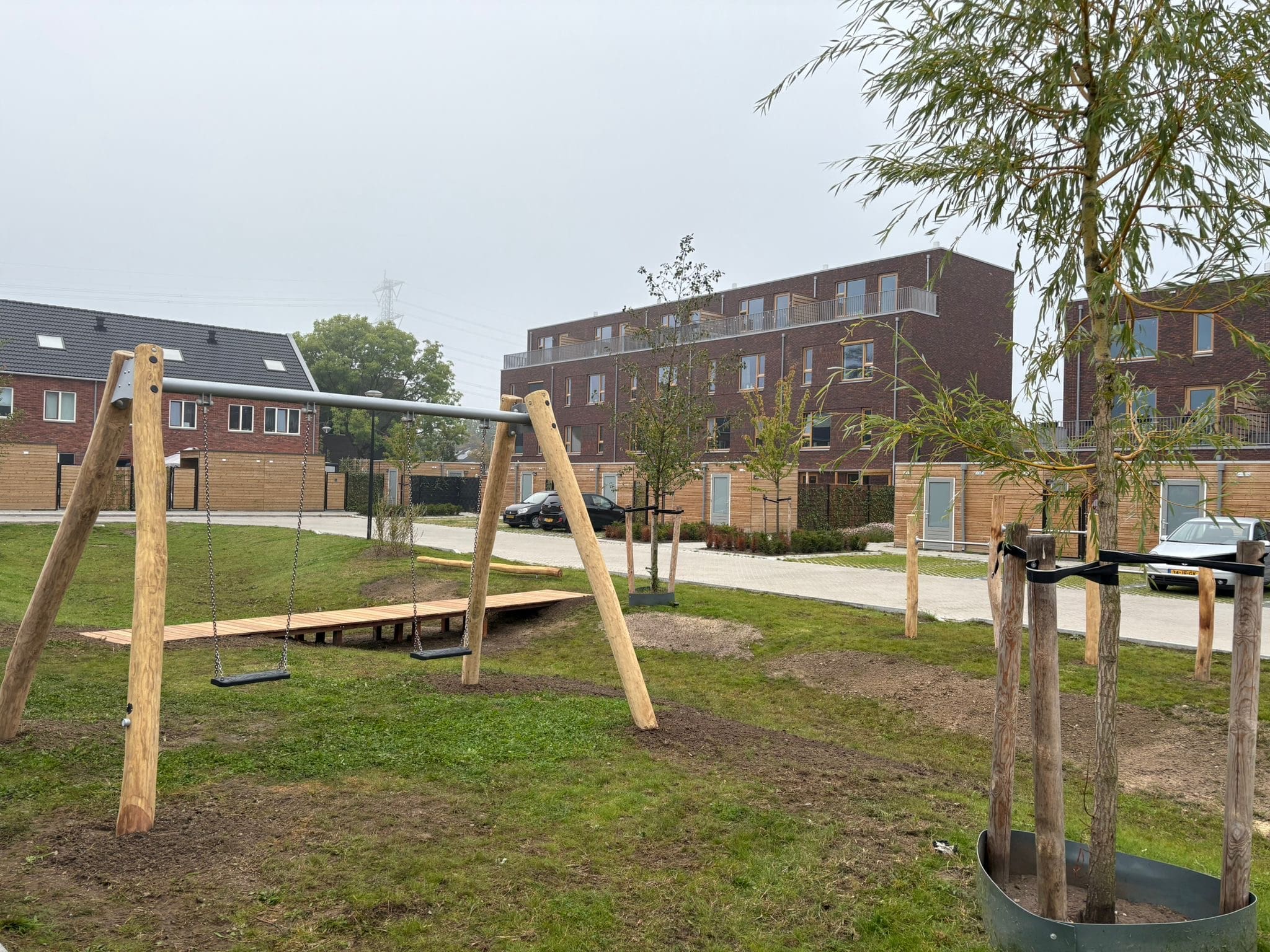 Robinia duo schommel (5)-min Robinia duo schommel (5)-min