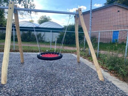 Robinia-duo-schommel-7.jpg Robinia-duo-schommel-7.jpg