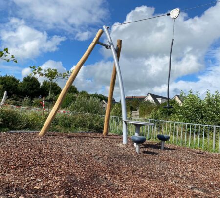 Robinia-kabelbaan-2.jpg Robinia-kabelbaan-2.jpg