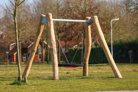 Robinia nestschommel (2)