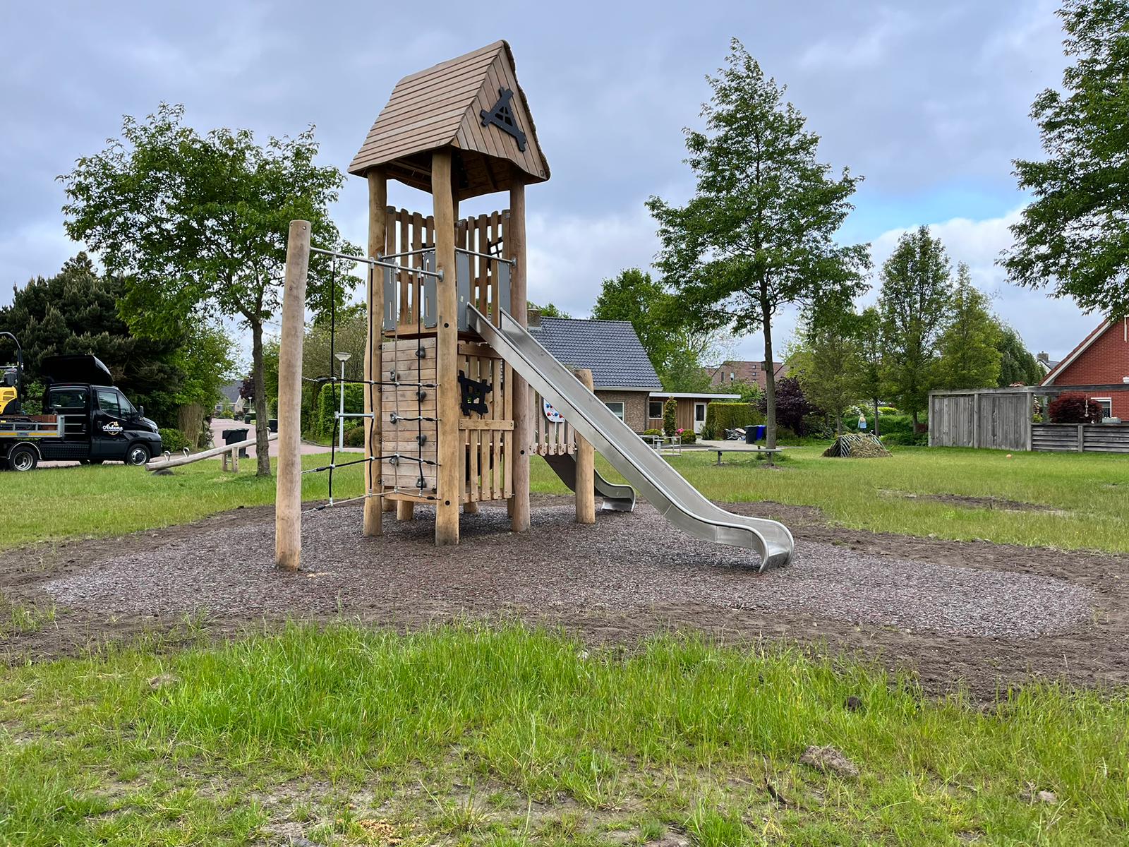 Robinia speeltoestel Valdemar Robinia speeltoestel Valdemar