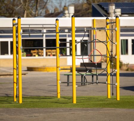 Salvador metalen klimtoestel (2) Salvador metalen klimtoestel (2)