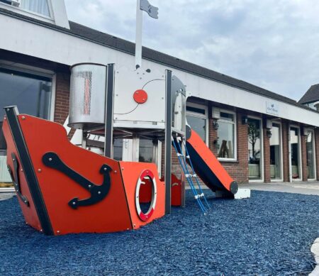 Speelboot-2.jpg Speelboot-2.jpg