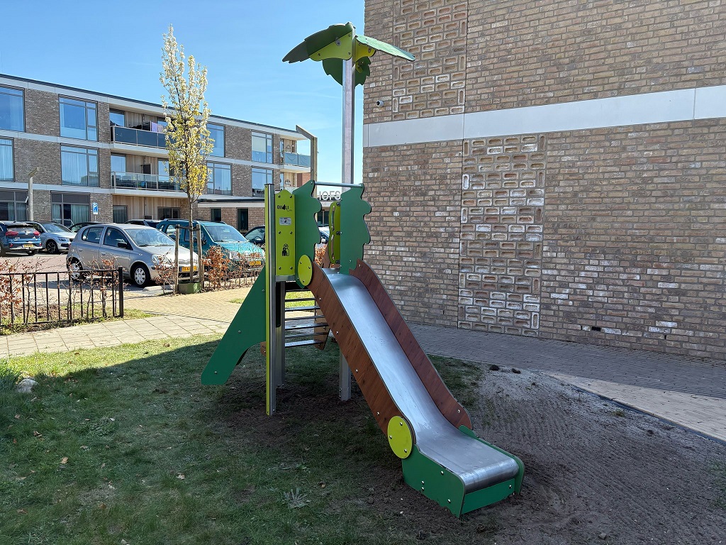 Speeltoestel Arthur (1)