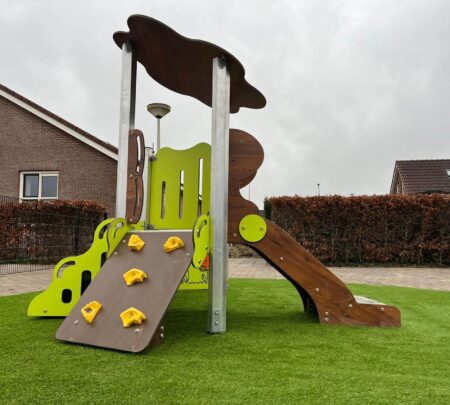 Speeltoestel-Isabella-3-1.jpg Speeltoestel-Isabella-3-1.jpg