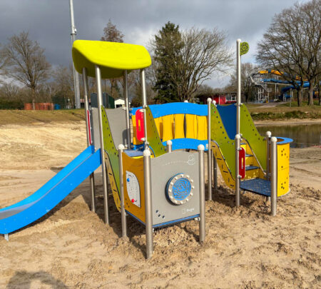 Olivia RVS Speeltoestel Olivia RVS Speeltoestel