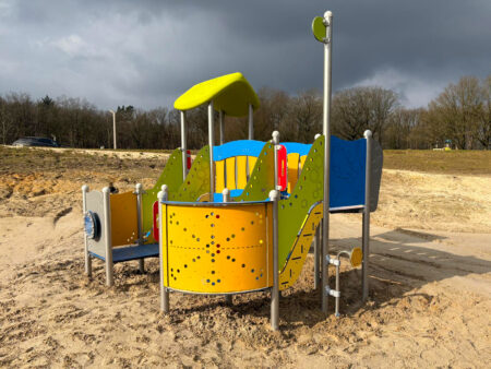 Olivia RVS Speeltoestel Olivia RVS Speeltoestel