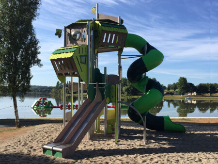 Speeltoren-Titan-11.jpg Speeltoren-Titan-11.jpg